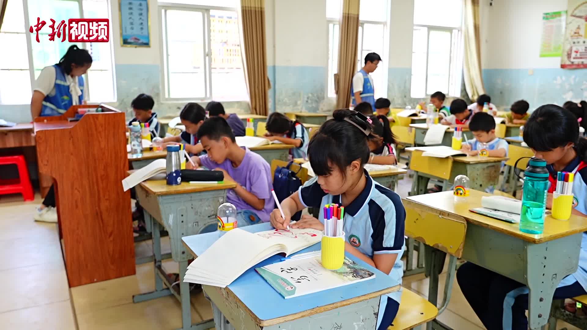 海南暑期“爱心托管站”：为孩子们营造一个充满爱的假期