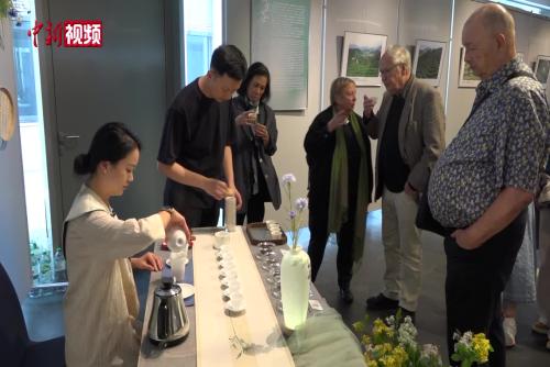福建德化白瓷与福建茶叶特展在德国柏林开幕
