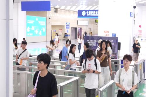 横琴口岸年客流总量较去年提前70天突破2000万人次