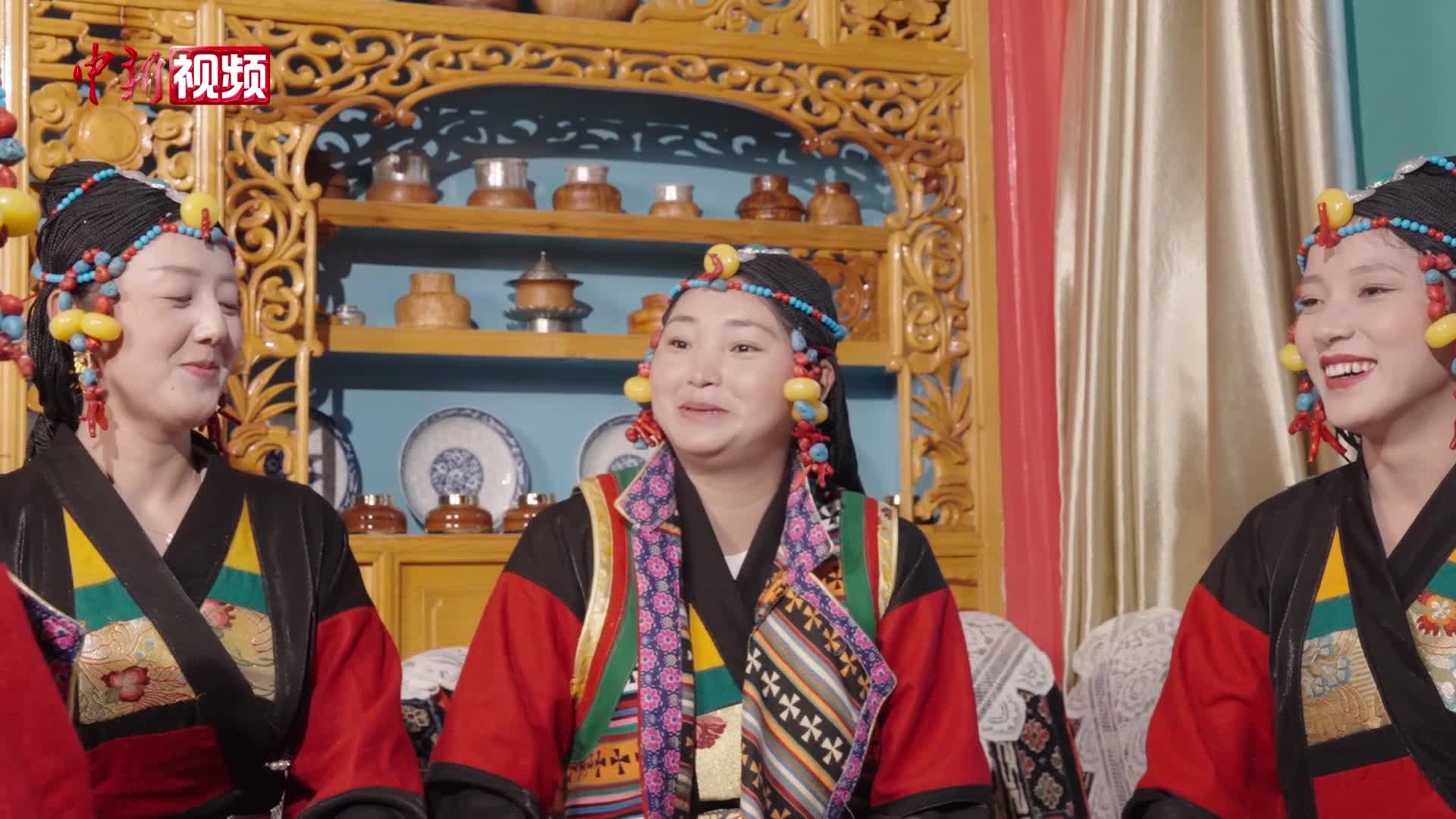 五彩絲線“縫制”的文化符號