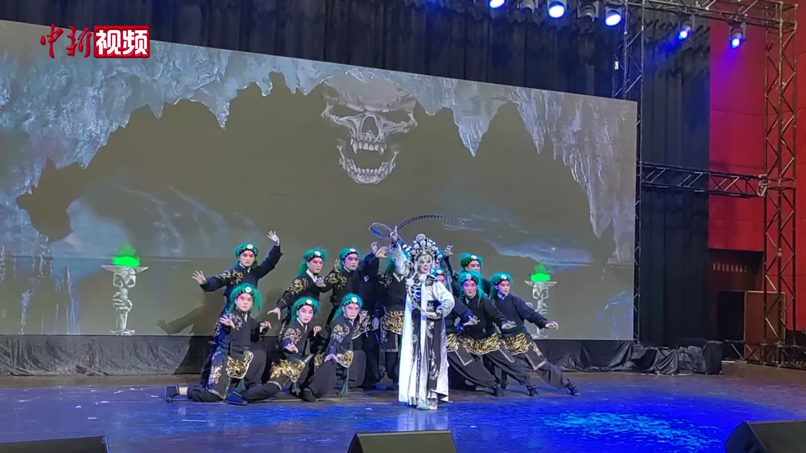 浙江婺劇團在雅加達舉行專場演出