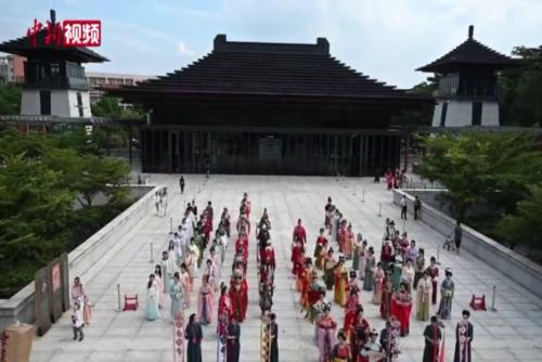 “發(fā)現(xiàn)文化遺產(chǎn)之美”文物仿妝大賽決賽舉行