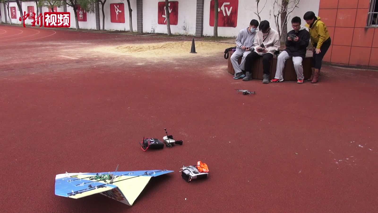 探訪江西首家公辦航空特色中學(xué)