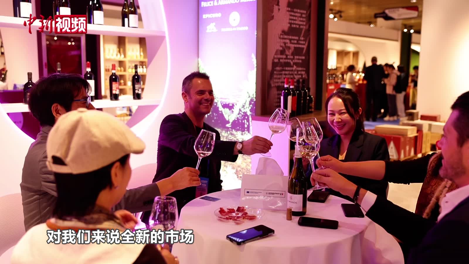 小新教你不出国门，线下淘到全球好物