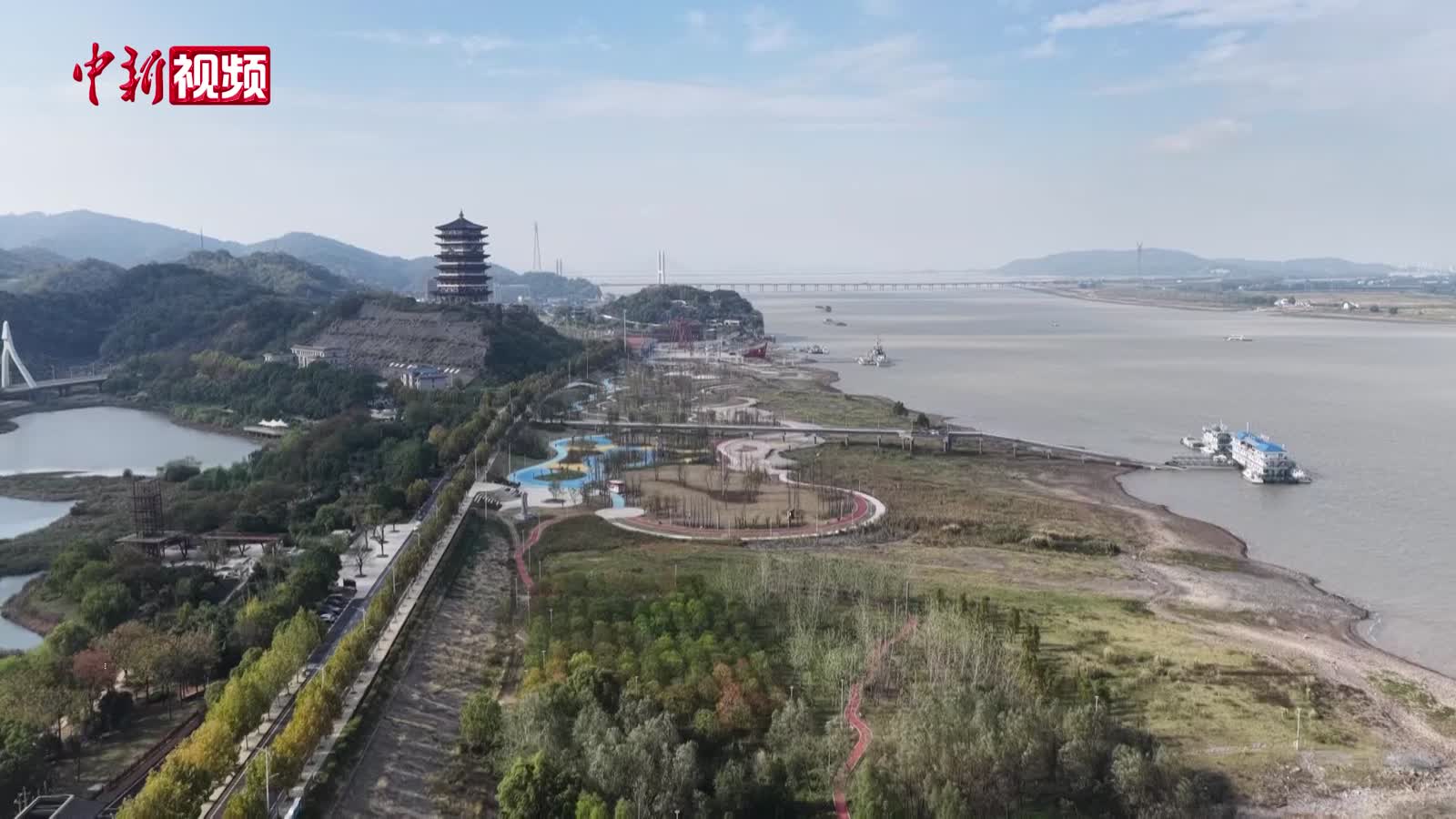 鄱陽(yáng)湖跌破10米低枯水位 水體面積進(jìn)一步縮小