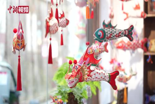 从徽州古村到国际舞台 歙县鱼灯点亮中外节庆