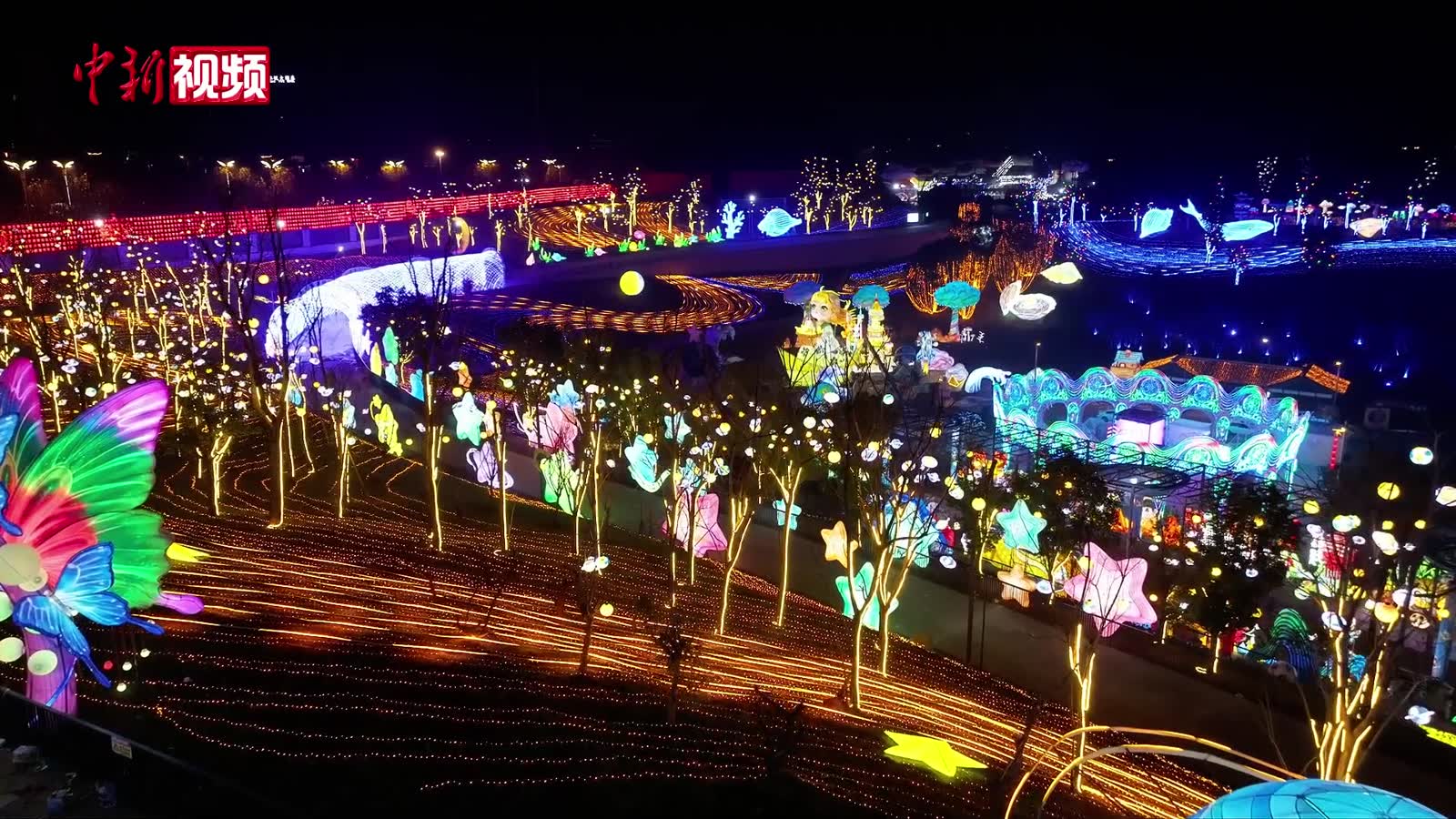 自貢國(guó)際恐龍燈會(huì)籌備進(jìn)入沖刺 逾1200人全力趕工