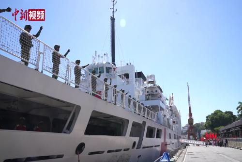 “丝路方舟”号医院船圆满完成访问任务离开巴西