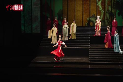 浙江小百花赴台 台戏迷：台湾对越剧接受度蛮高的