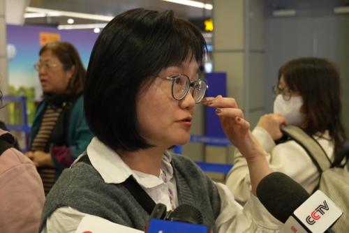 得知能從上海轉(zhuǎn)機返臺什么心情？臺胞：很好啊 我很喜歡大陸 我們同文同種