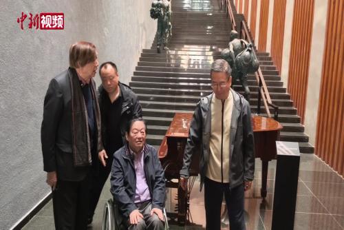 韓美林、白巖松到訪天津大學馮驥才博物館 共話藝術(shù)創(chuàng)作與文化傳承