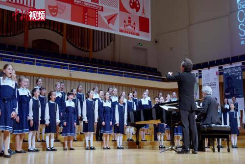 “維也納女童合唱團”成都獻唱 成立22年首次走出歐洲巡演
