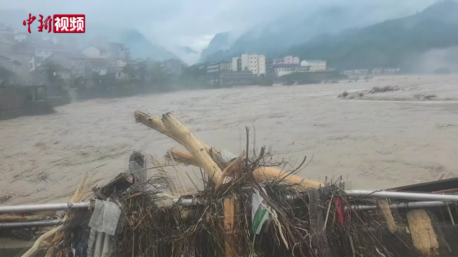 多方救援力量驰援湖南石门