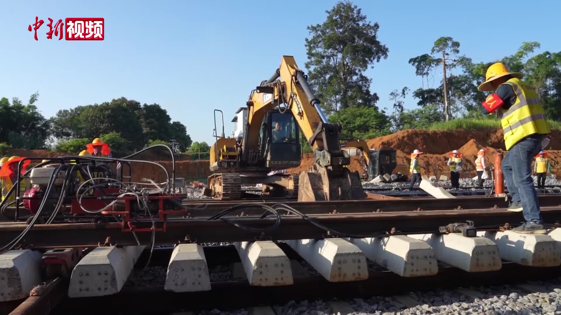 西部陆海新通道凭祥跨境铁路港专用线具备开通条件