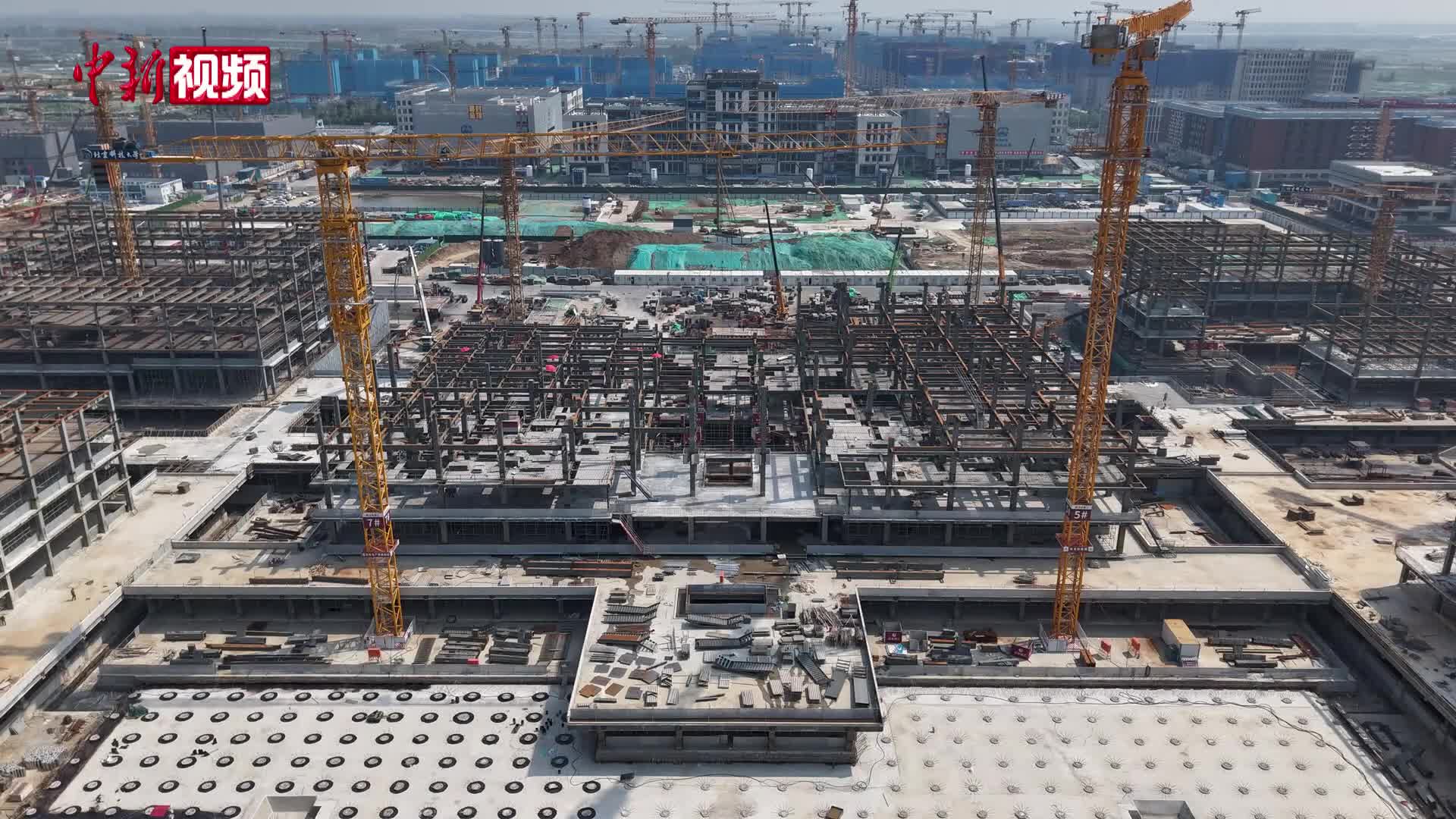 探访雄安首批疏解高校：书声渐近 “大学城”拔节生长