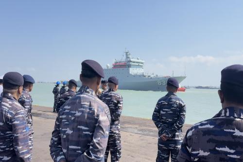 中国海军83舰编队抵达印度尼西亚进行友好访问